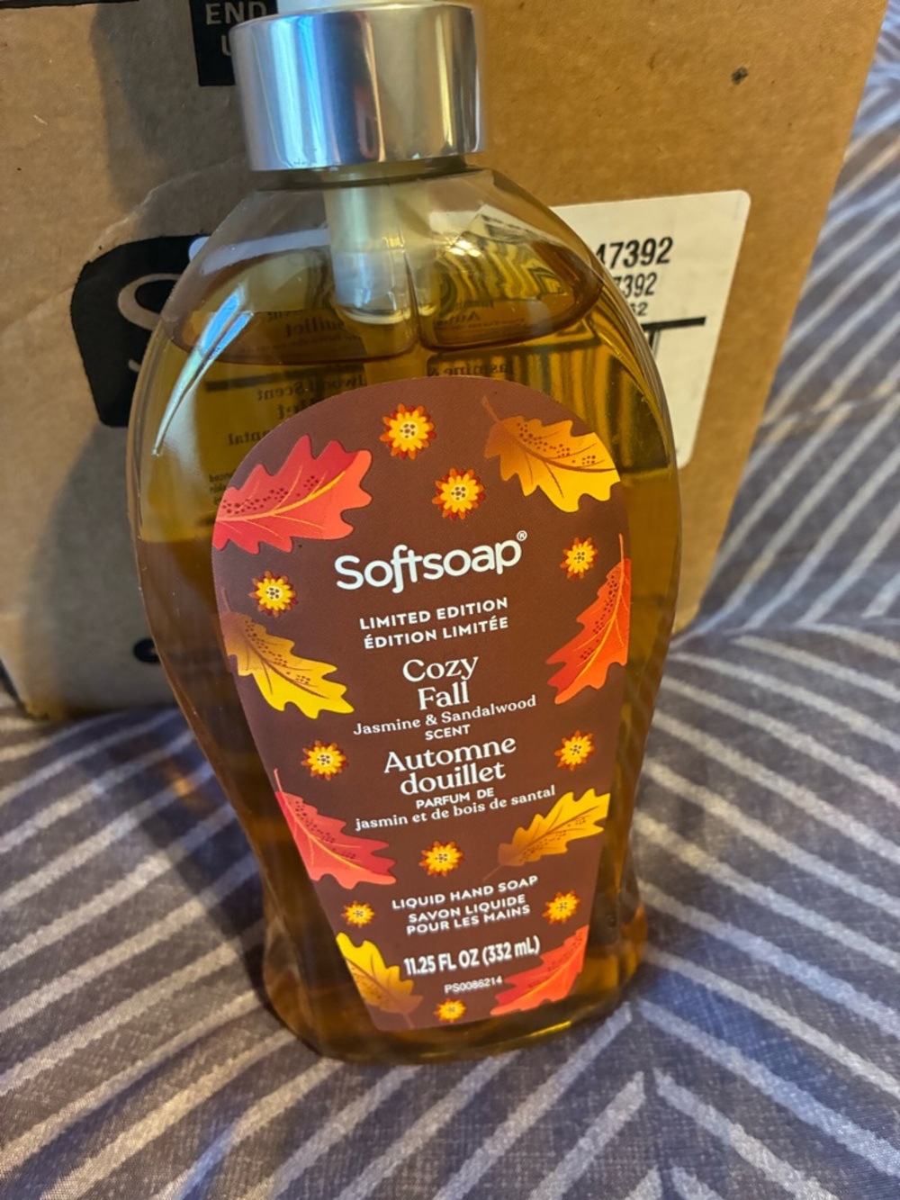 Softsoap Cozy Fall Jasmine & Sandalwood Liquid Hand Soap - Amber